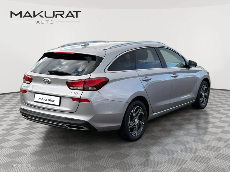 Hyundai i30 4