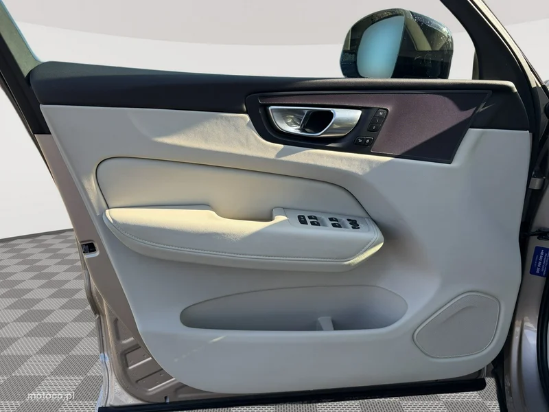Volvo XC 60 10