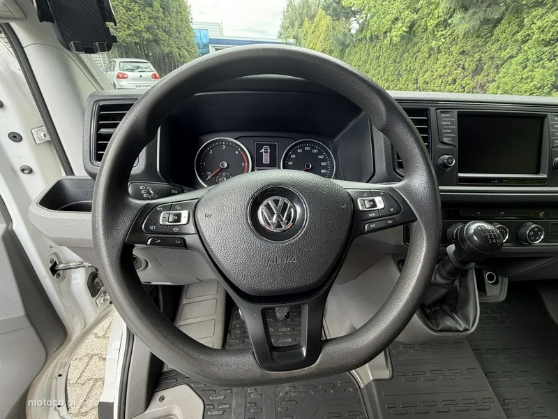 Volkswagen Crafter 16