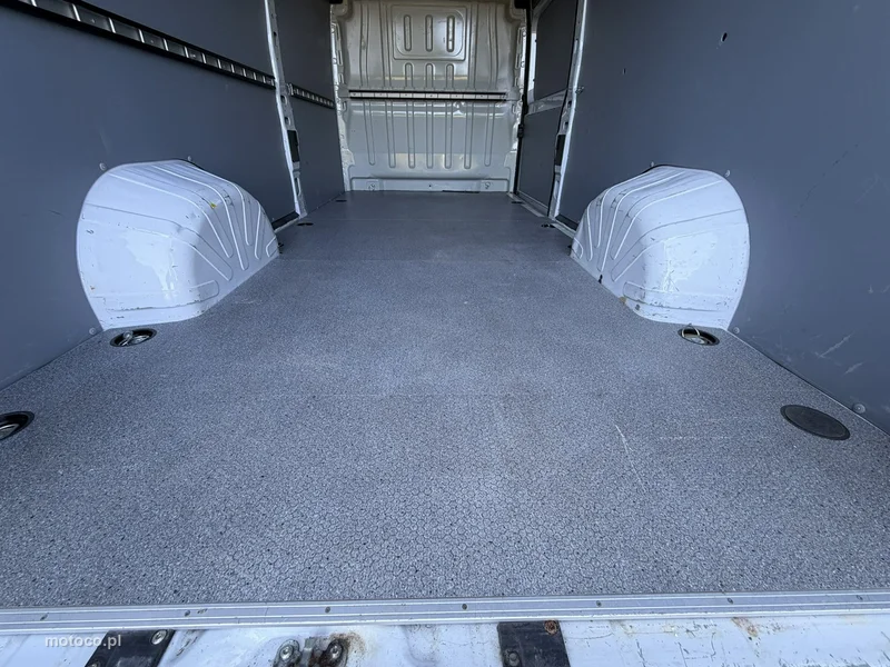 Opel Movano 12