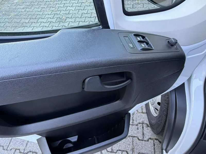 Opel Movano 23