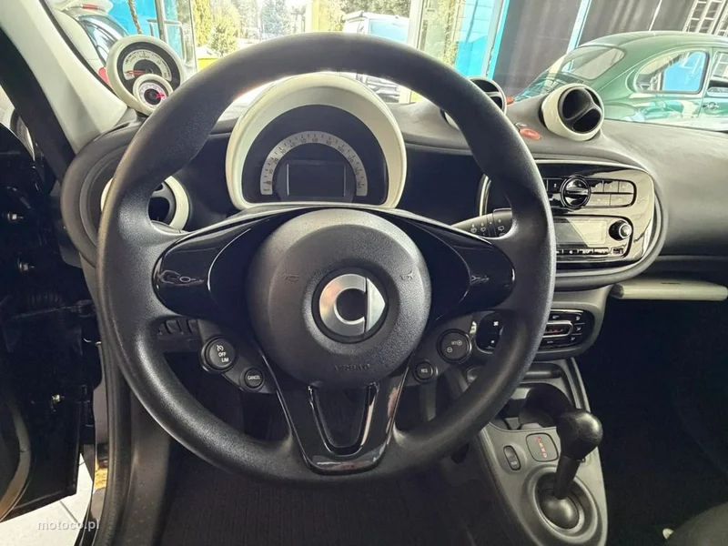 Smart ForFour 18