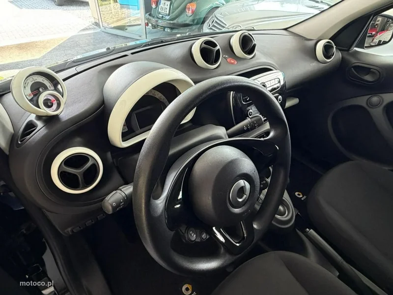 Smart ForFour 21