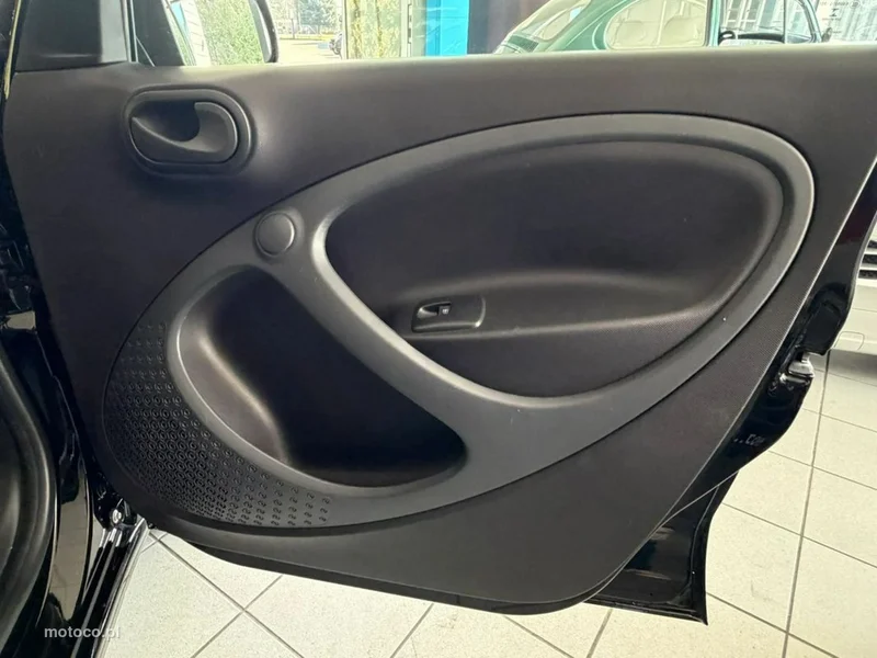 Smart ForFour 28