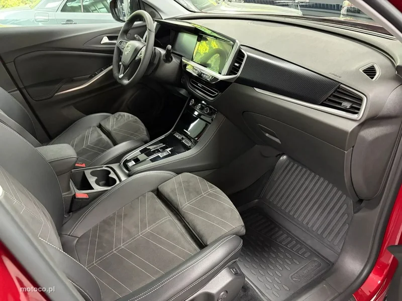 Opel Grandland X 16