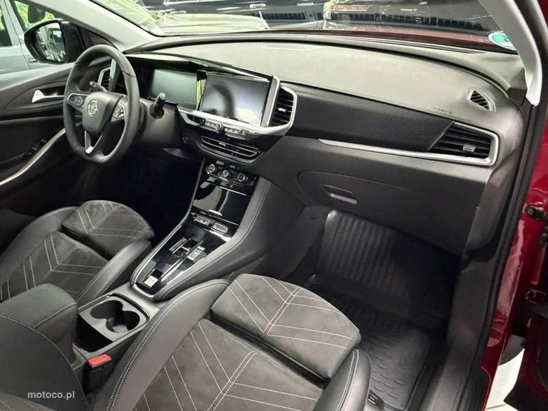 Opel Grandland X 21