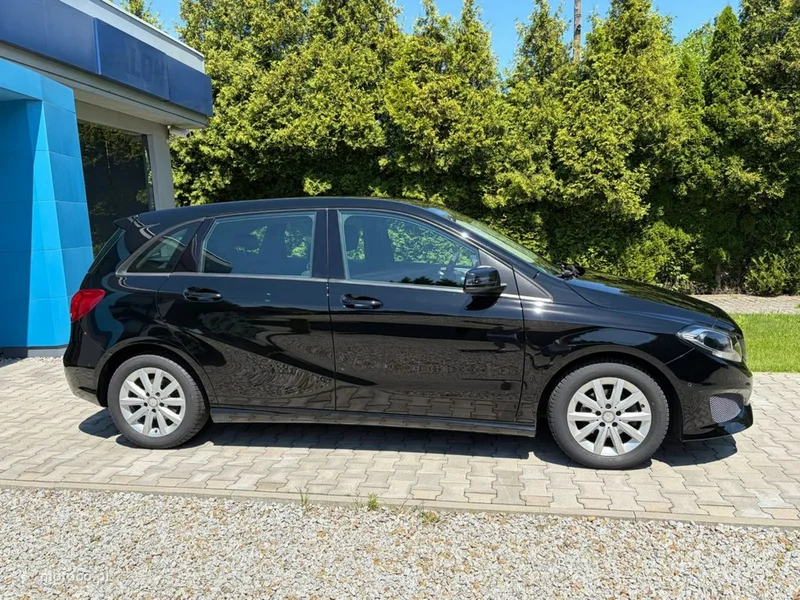 Mercedes-Benz Klasa B W246 B 180 2