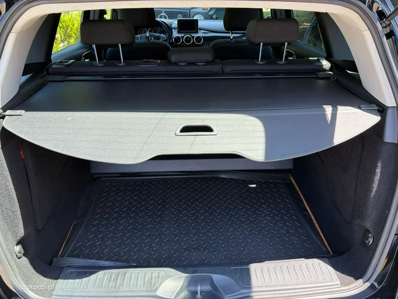 Mercedes-Benz Klasa B W246 B 180 35