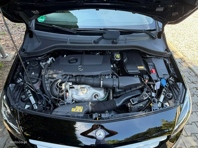 Mercedes-Benz Klasa B W246 B 180 37