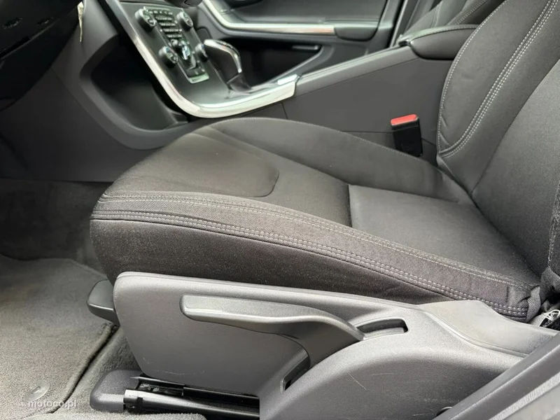 Volvo V60 15