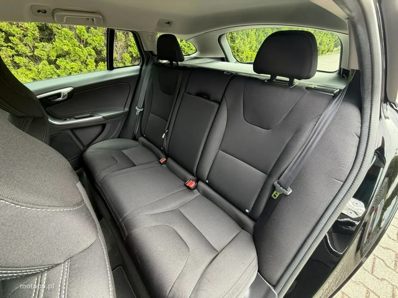 Volvo V60 29