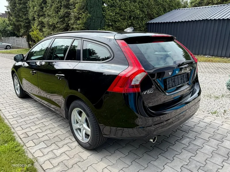 Volvo V60 4