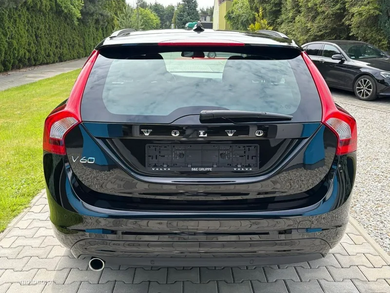 Volvo V60 8