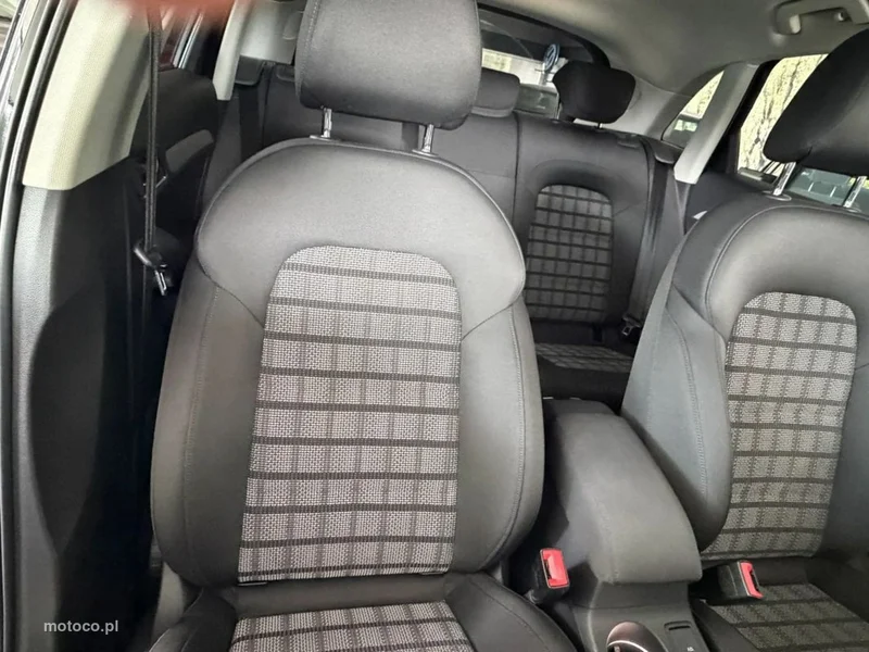 Audi Q3 8U 19