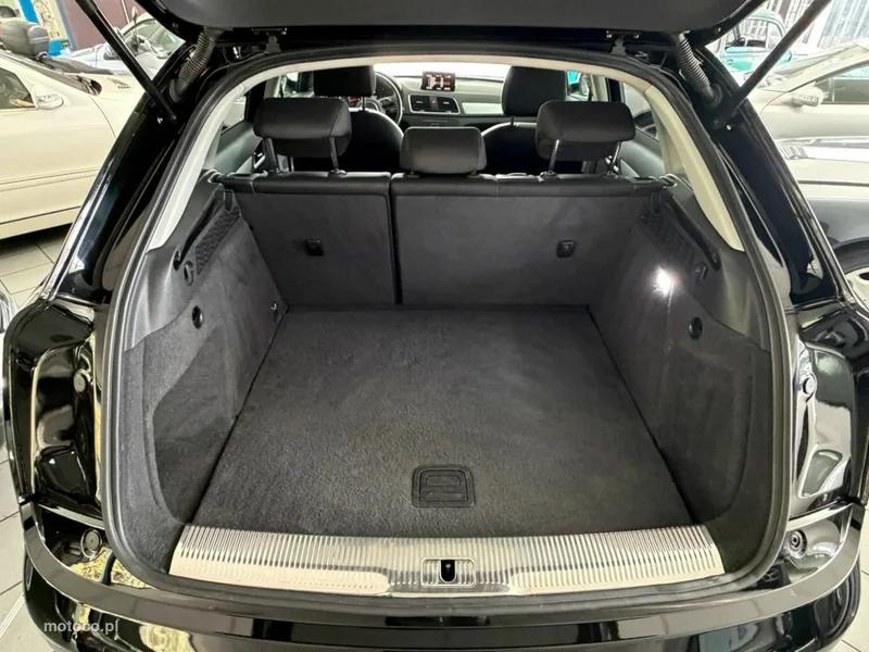 Audi Q3 8U 33