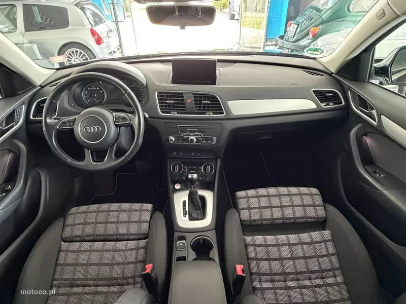 Audi Q3 8U 7