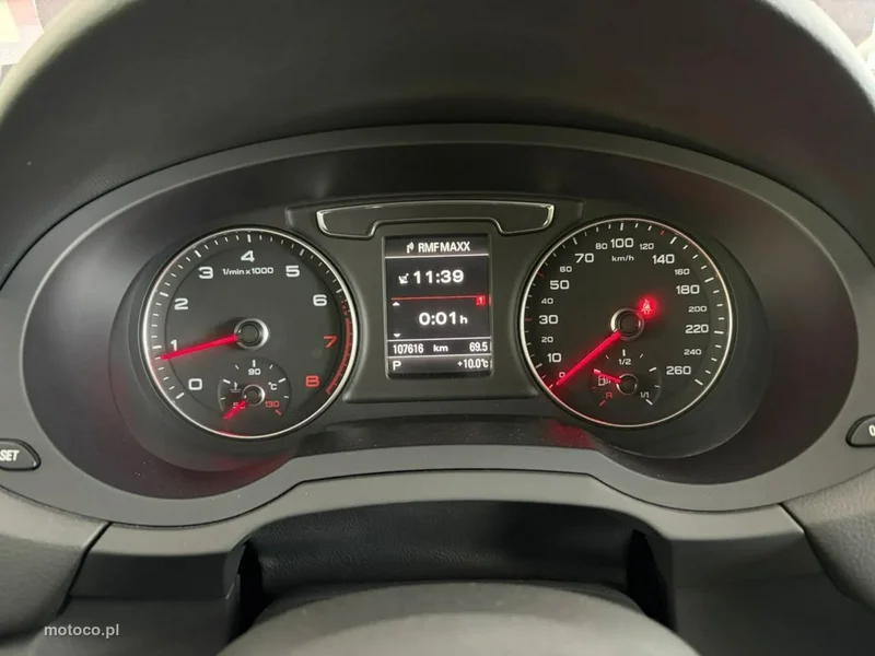 Audi Q3 8U 10