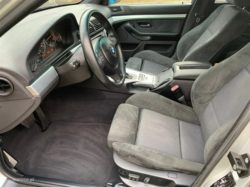 BMW Seria 5 E39 525 14
