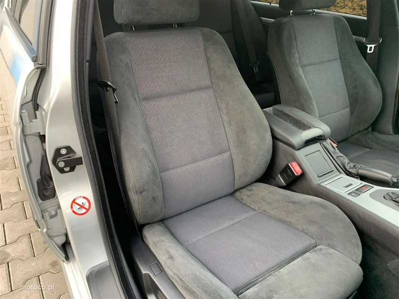 BMW Seria 5 E39 525 23