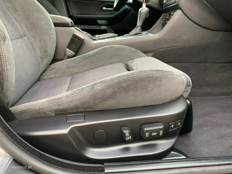 BMW Seria 5 E39 525 26
