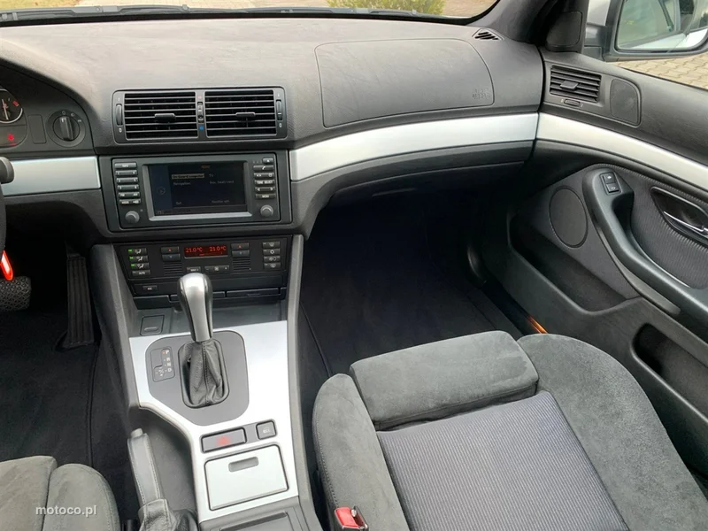 BMW Seria 5 E39 525 30
