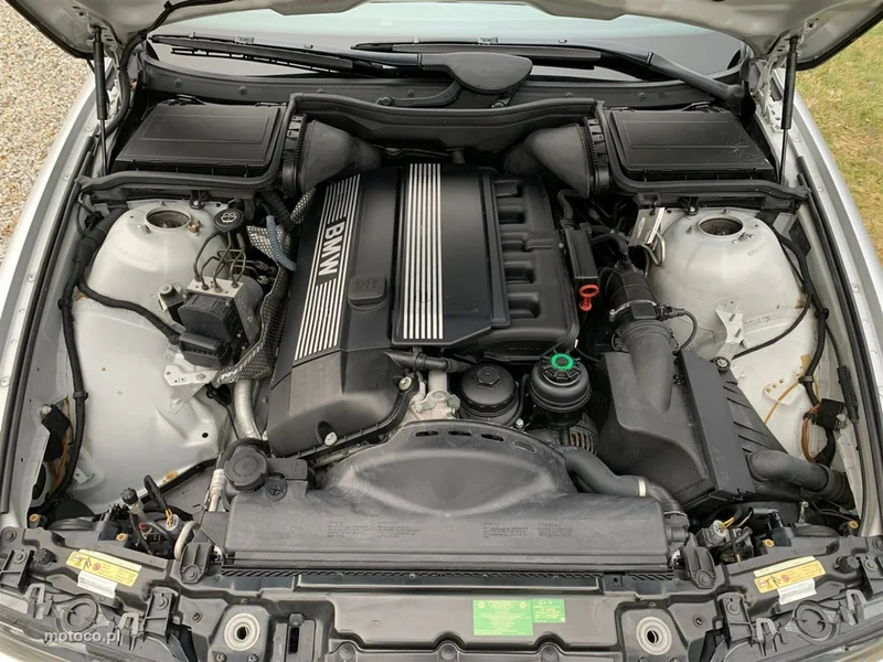 BMW Seria 5 E39 525 39