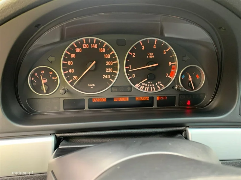 BMW Seria 5 E39 525 5