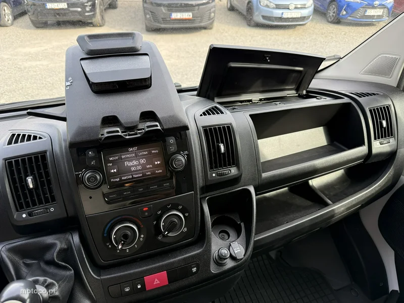 Peugeot Boxer 18