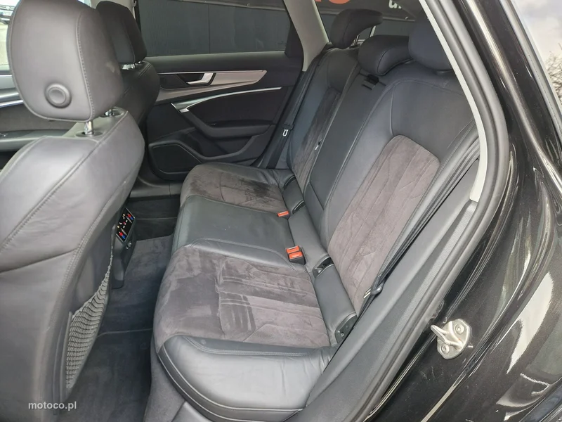 Audi A6 C8 11