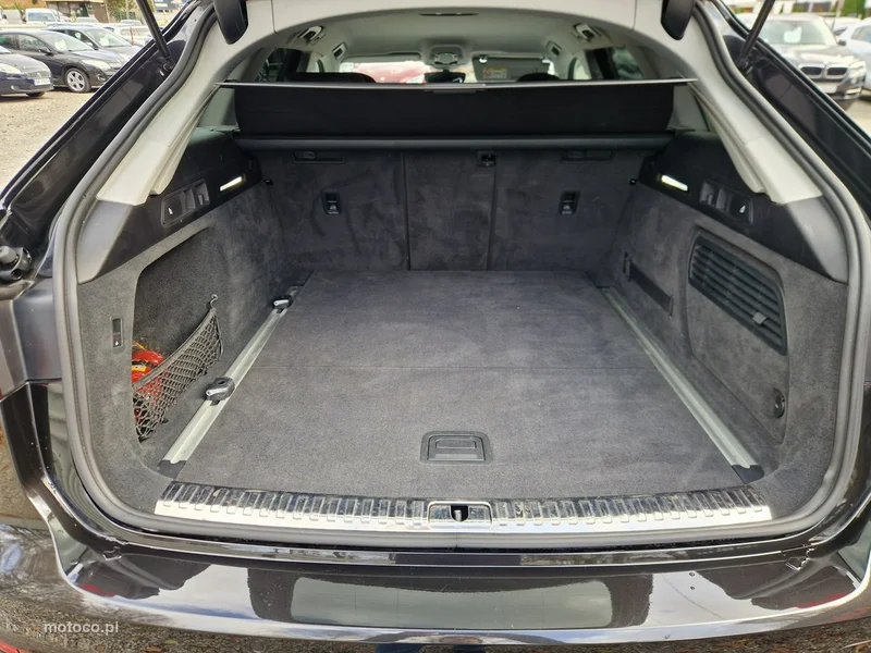 Audi A6 C8 31
