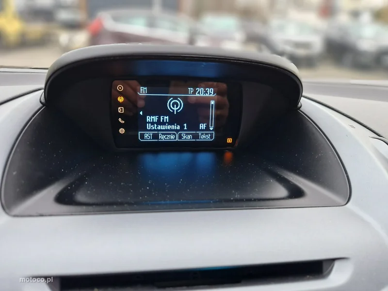 Ford B-Max 19