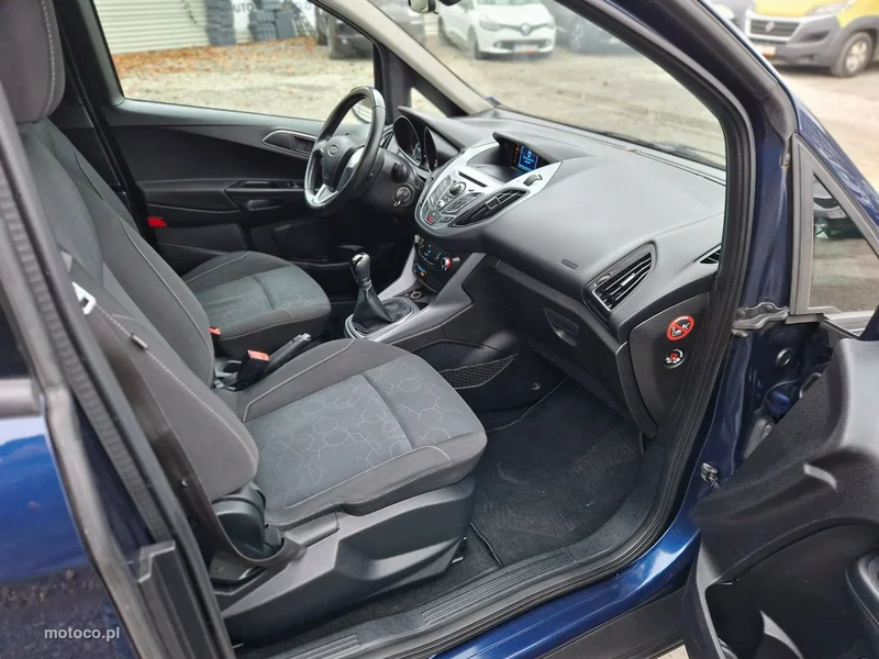 Ford B-Max 24