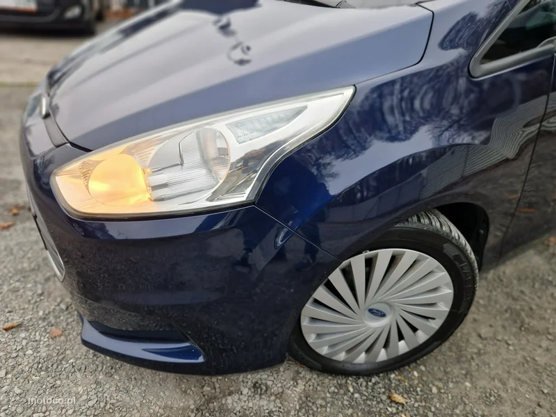 Ford B-Max 8