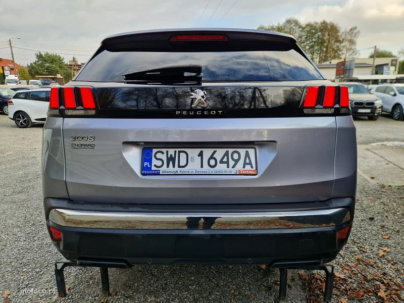 Peugeot 3008 8
