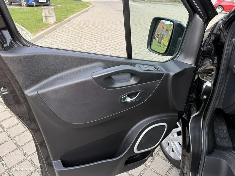 Renault Trafic III 9