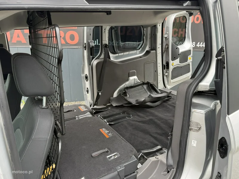 Ford Transit Connect 37