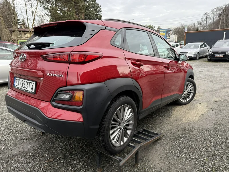 Hyundai KONA 6