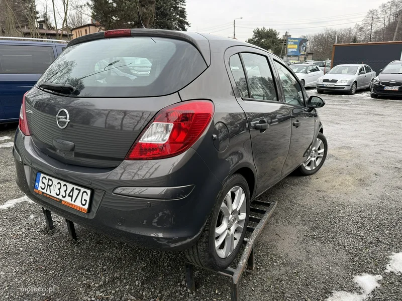 Opel Corsa D 5
