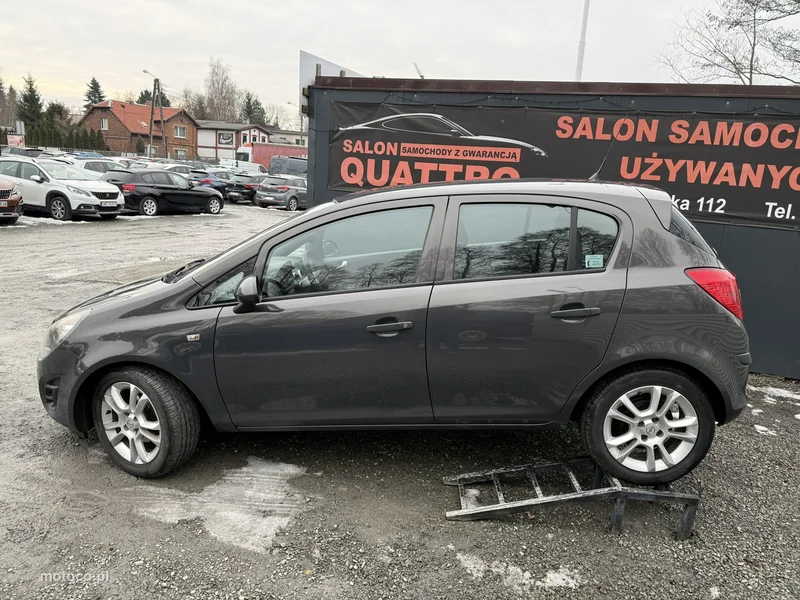 Opel Corsa D 8