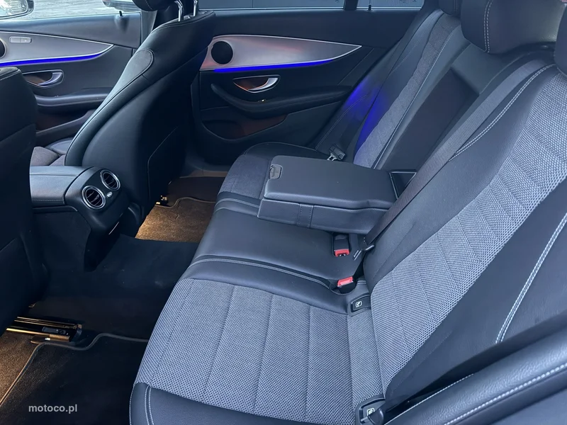 Mercedes-Benz Klasa E W213 E 200 13