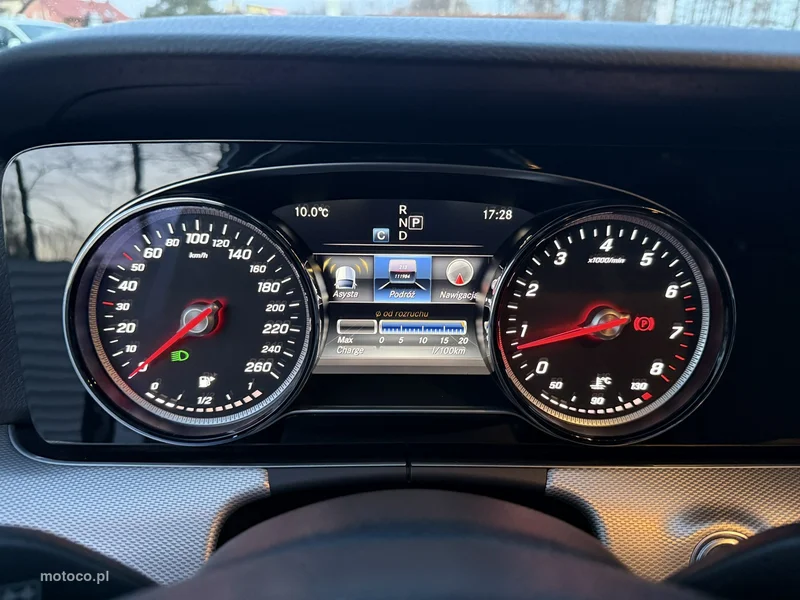 Mercedes-Benz Klasa E W213 E 200 19