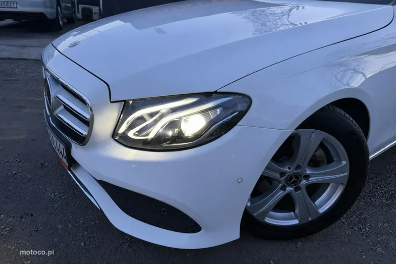 Mercedes-Benz Klasa E W213 E 200 3