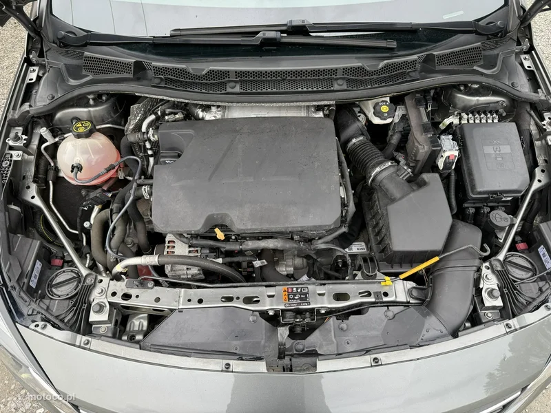 Opel Astra K 26