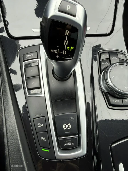 BMW Seria 5 F10 525 27