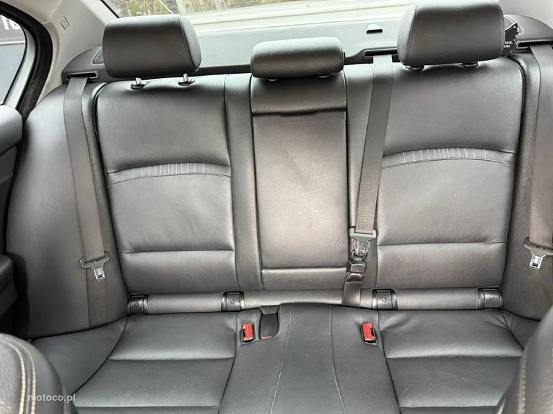 BMW Seria 5 F10 525 29