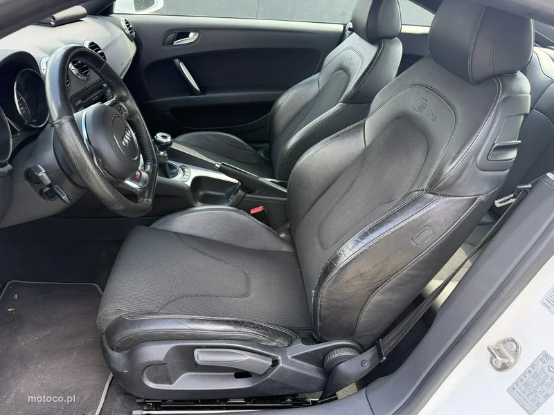 Audi TT 8J 17