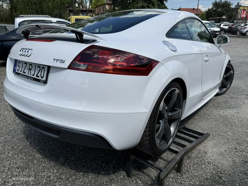 Audi TT 8J 7