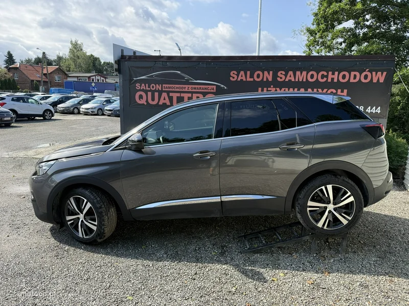 Peugeot 3008 8