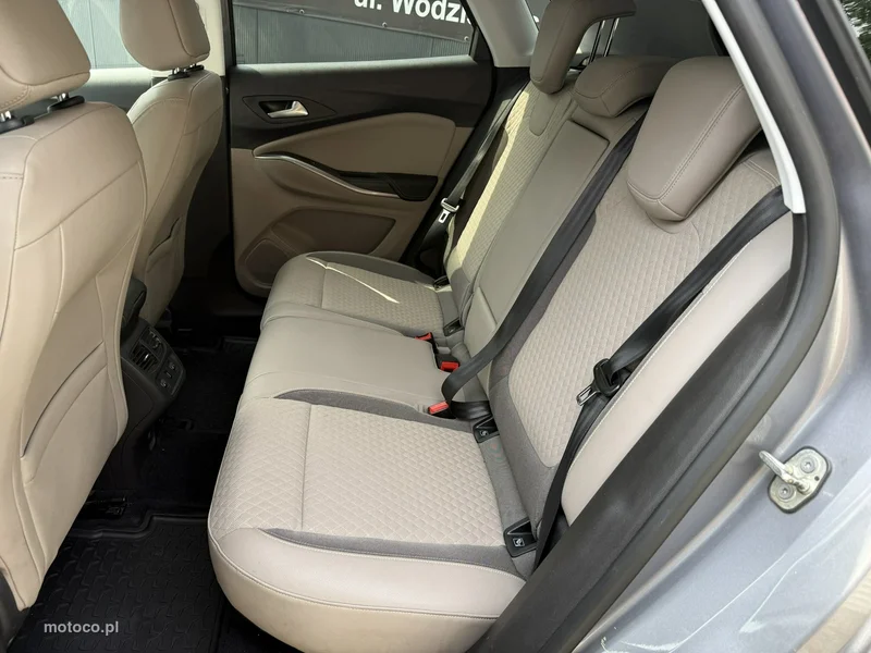 Opel Grandland X 11