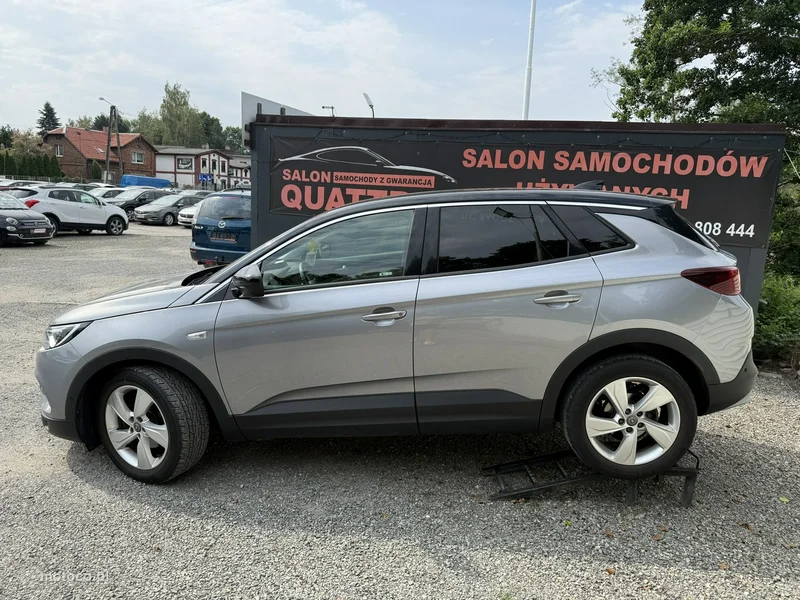 Opel Grandland X 9